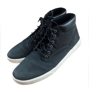 Timberland Ortholite men’s black sneaker size 10 very good condition lace up